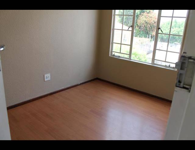 3 BEDROOM TOWNHOUSE FOR SALE IN EDEN GLEN